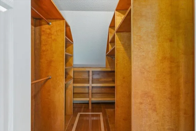 $681,000 | 5 Amberwood Drive, Atkinson, NH 03811