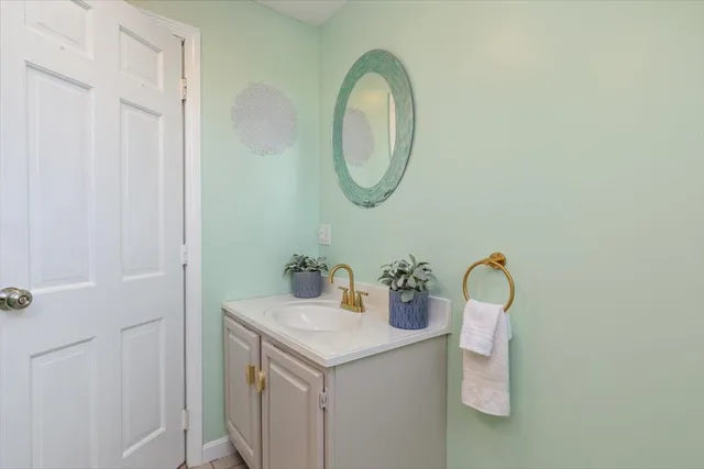 $681,000 | 5 Amberwood Drive, Atkinson, NH 03811