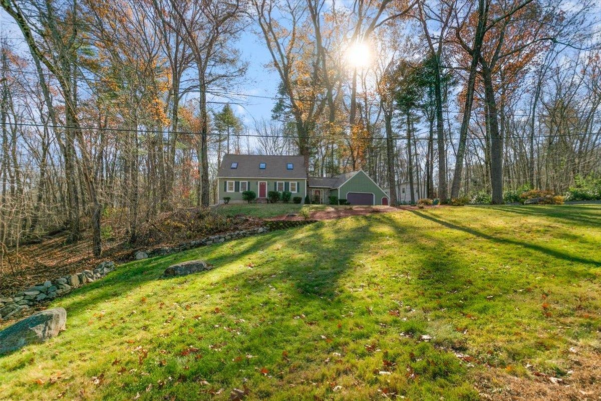 5 Amberwood Drive Atkinson, NH 03811 - Photo 4 of 47