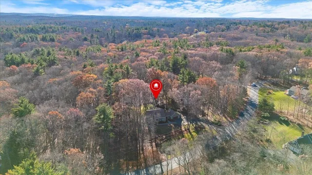 $681,000 | 5 Amberwood Drive, Atkinson, NH 03811