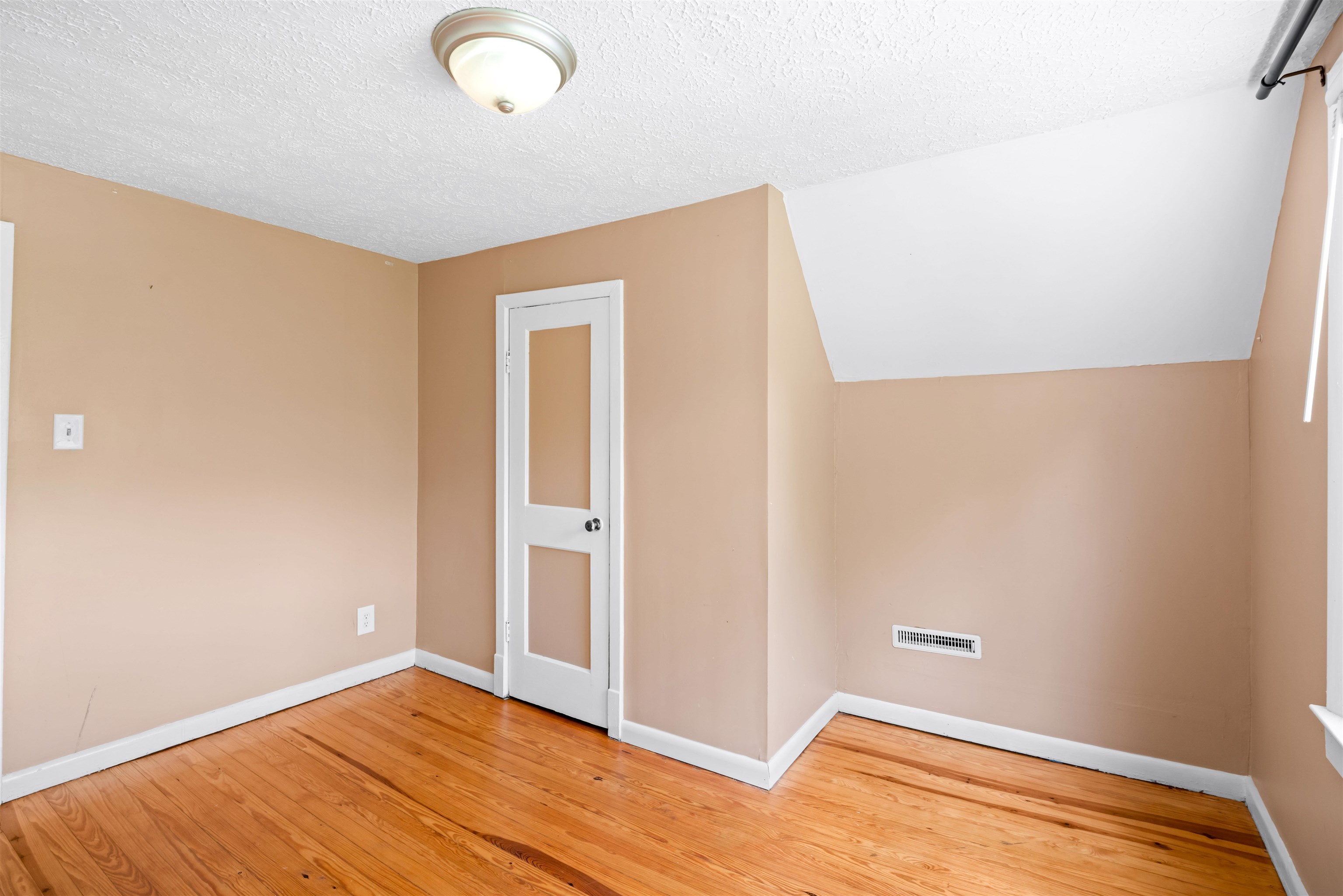 131 Old Hermitage Road Waynesboro, VA 22980 - Photo 22 of 36