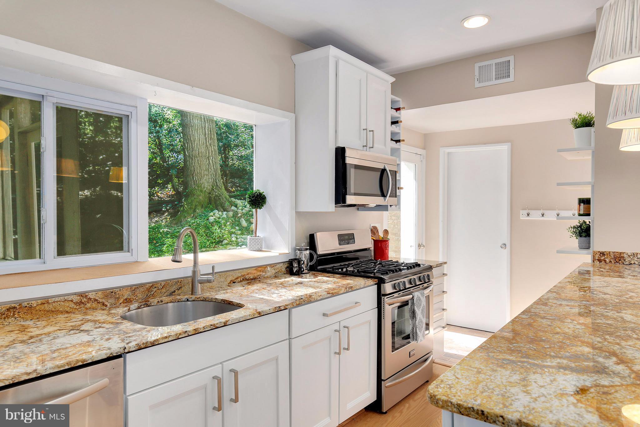 7315 Stafford Road Alexandria, VA 22307 - Photo 14 of 30 Kitchen