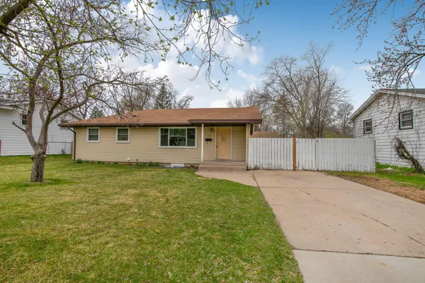 $267,500 | 1013 25th Avenue North, St. Cloud, MN 56303