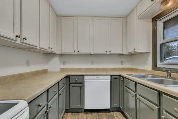 $267,500 | 1013 25th Avenue North, St. Cloud, MN 56303