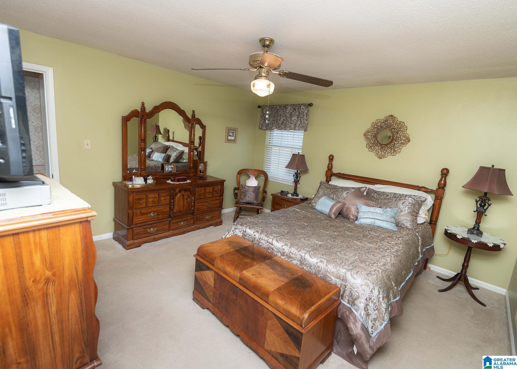 1351 Suncrest Road Bessemer, AL 35020 - Photo 17 of 33