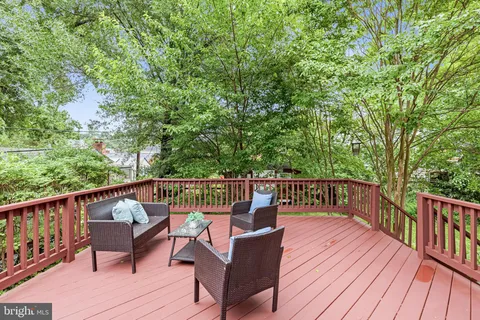$1,095,000 | 625 South Quincy Street, Arlington, VA 22204