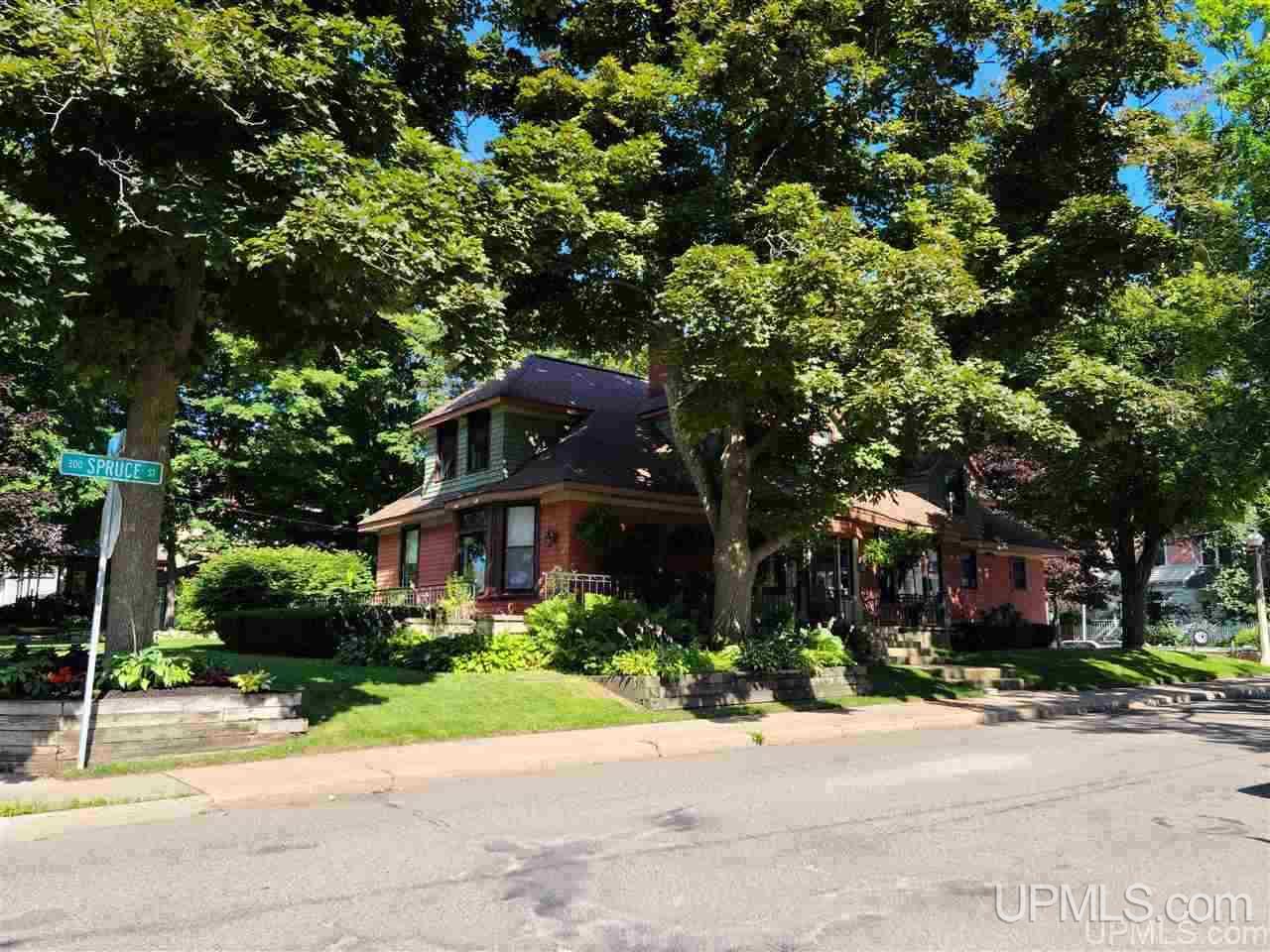 355 East Ridge Street Marquette, MI 49855 - Photo 48 of 49 Gallery Image 48