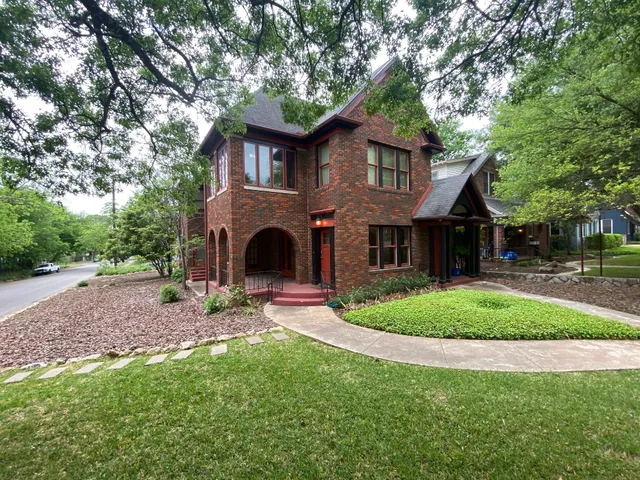 $1,499,000 | 609 Texas Avenue, Austin, TX 78705