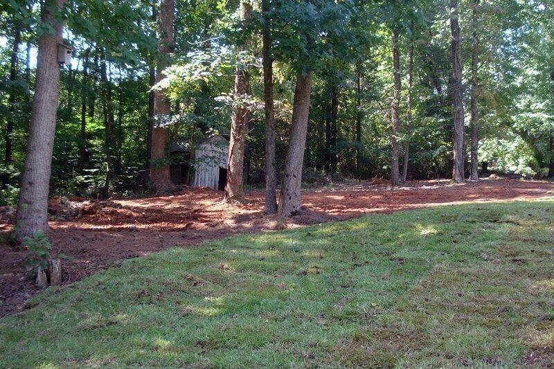 511 Fontaine Road Southwest Mableton, GA 30126 - Photo 8 of 11 a view of outdoor space with trees