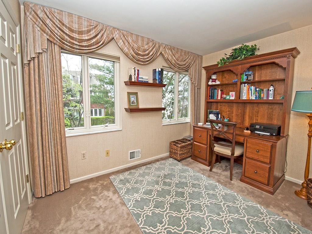 304 Schenley Road Pittsburgh, PA 15217 - Photo 15 of 23