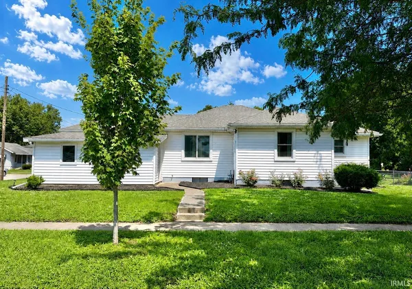 $210,000 | 1202 North 13th Street, Vincennes, IN 47591