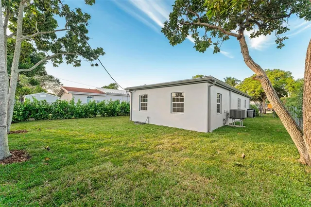 $625,000 | 1880 Northeast 180th Street, North Miami Beach, FL 33162