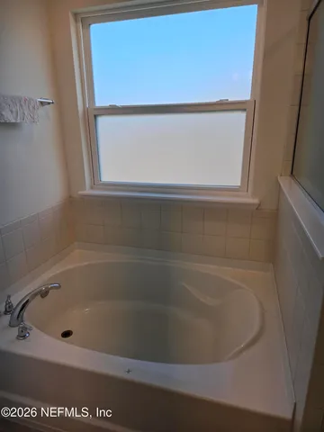 $2,600 | 12231 Vista Point Circle, Jacksonville, FL 32246