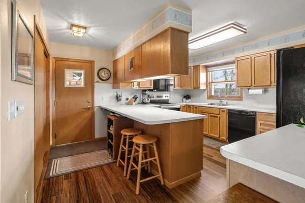 $718,000 | 29395 Silent Shore Drive, Dent, MN 56528