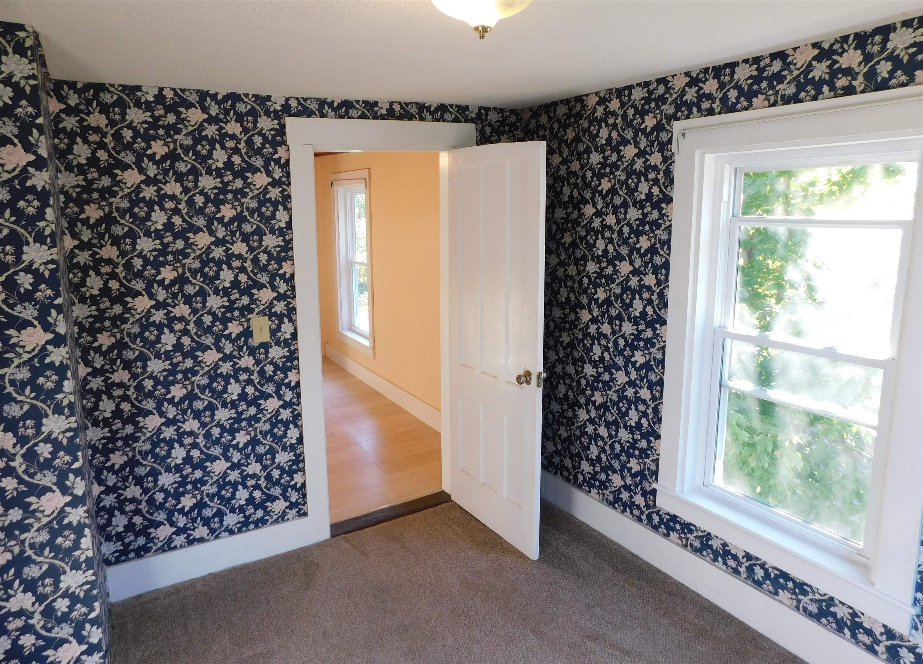 116 North Pleasant Street Troy, VT 05859 - Photo 17 of 29