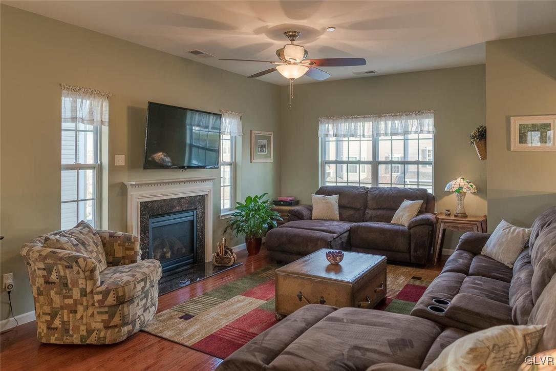 2230 Rising Hill Road Whitehall, PA 18052 - Photo 6 of 21 Gallery Image 6