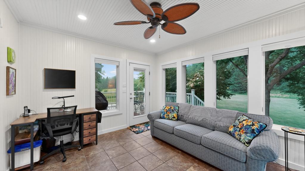 1177 Meadowlark Court Southwest Rochester, MN 55902 - Photo 17 of 96