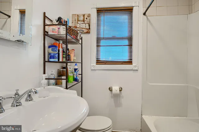 $205,000 | 1643 Riverwood Road, Baltimore, MD 21221