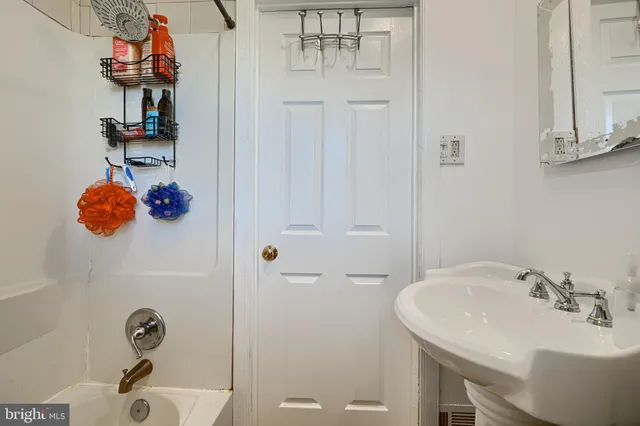 $205,000 | 1643 Riverwood Road, Baltimore, MD 21221