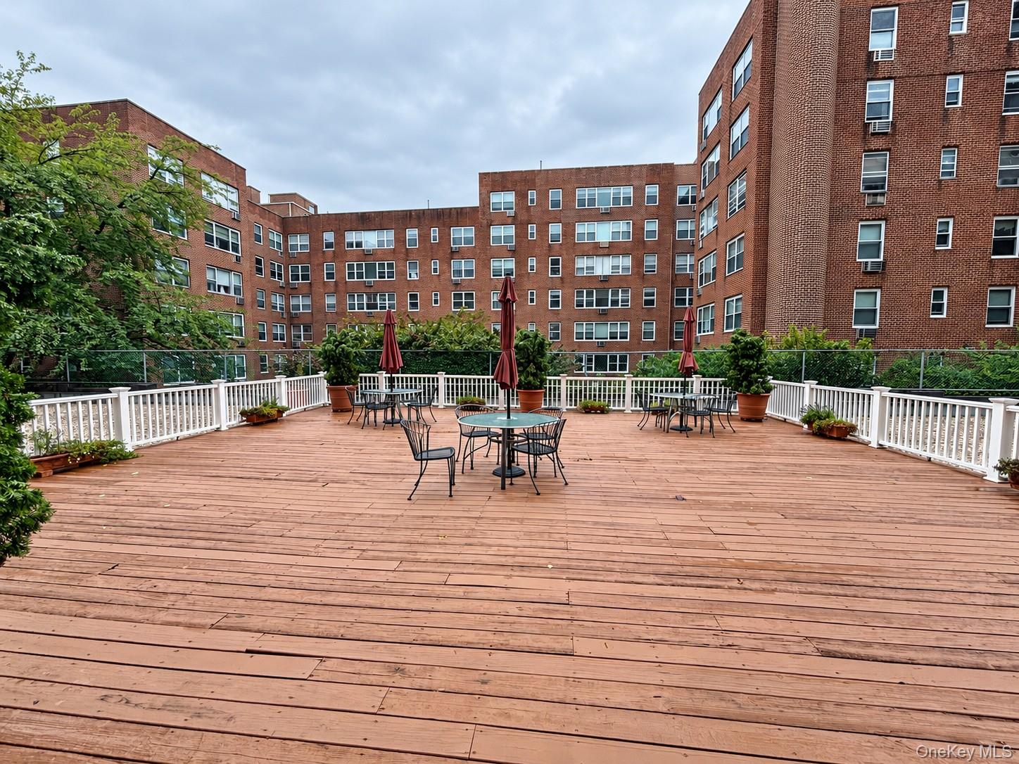 253 Garth Road, Unit 2A Scarsdale, NY 10583 - Photo 19 of 25 Enjoy the buildings outdoor patio-private for Buckingham residents