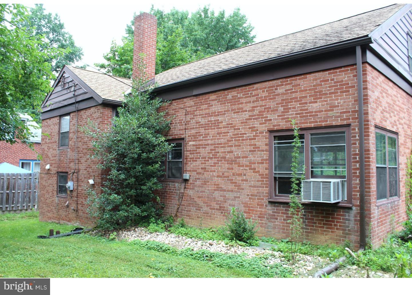 613 Butter Lane Reading, PA 19606 - Photo 2 of 13 Gallery Image 2