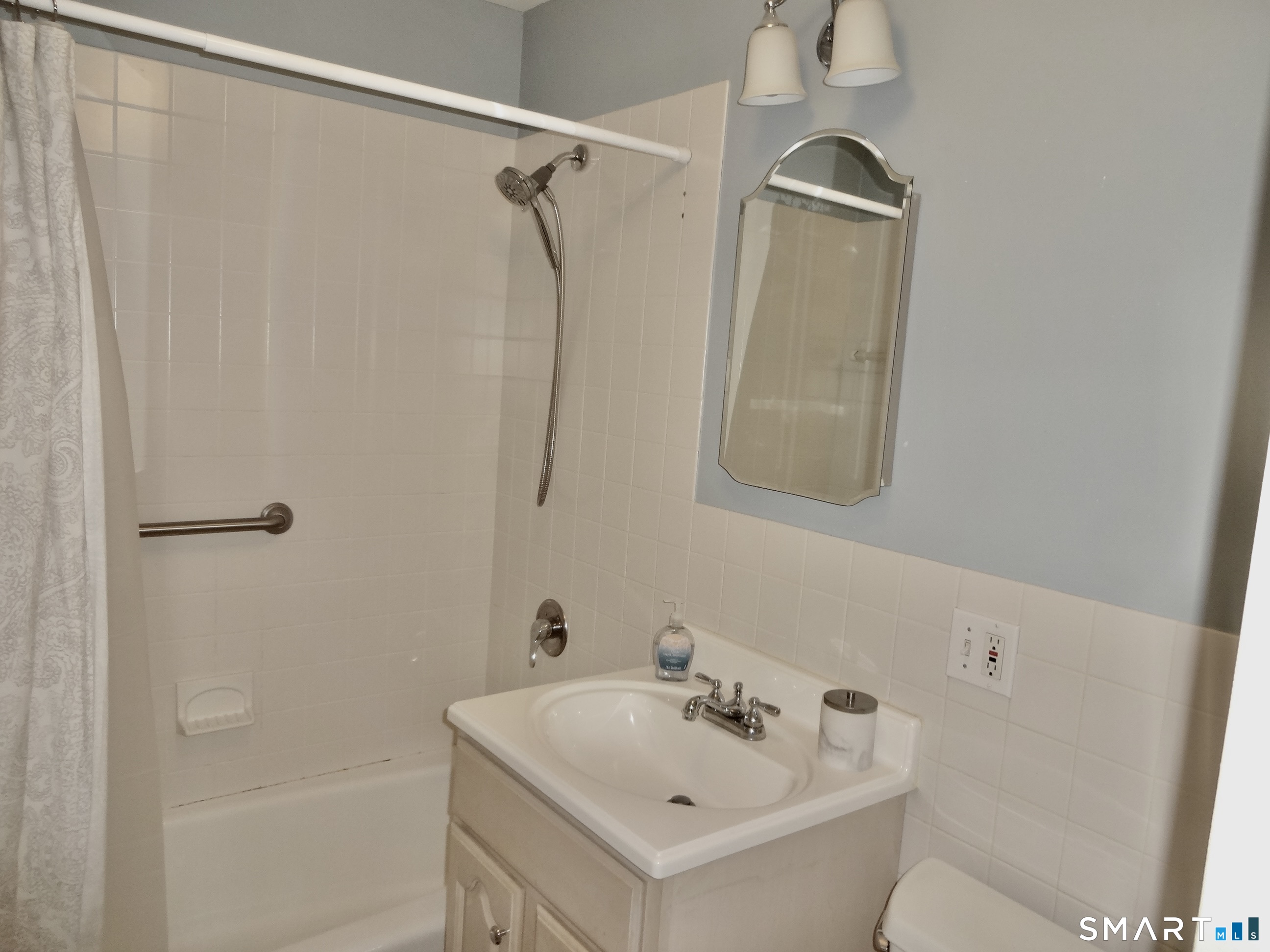 245 Unquowa Road, Unit 57 Fairfield, CT 06824 - Photo 19 of 23