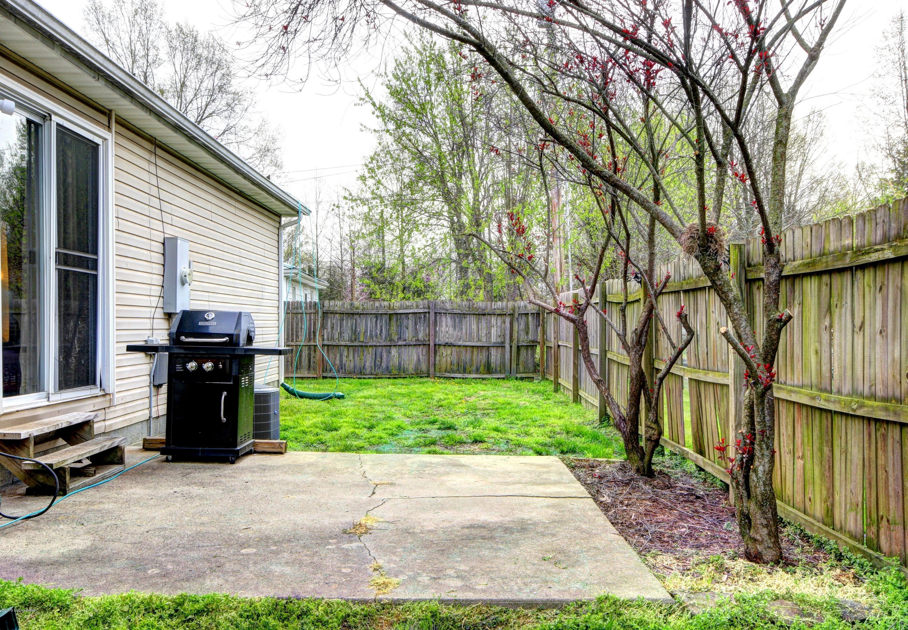 563 Beech Grv Road Shepherdsville, KY 40165 - Photo 21 of 24 1 Beech Grove #22