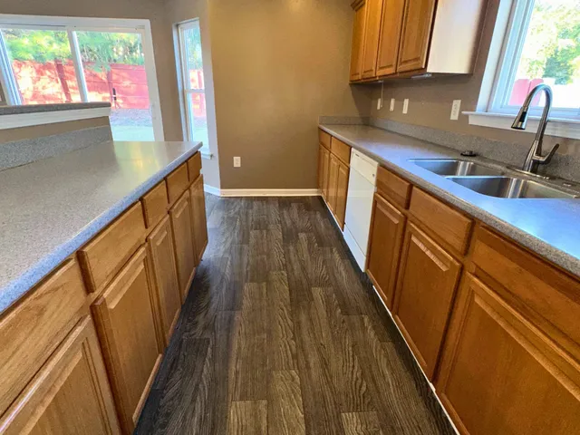 $264,900 | 212 Reedy River Court, Roebuck, SC 29376