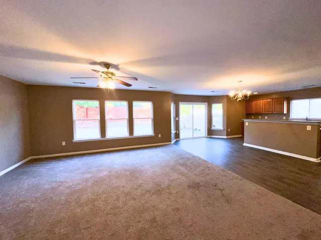 $264,900 | 212 Reedy River Court, Roebuck, SC 29376