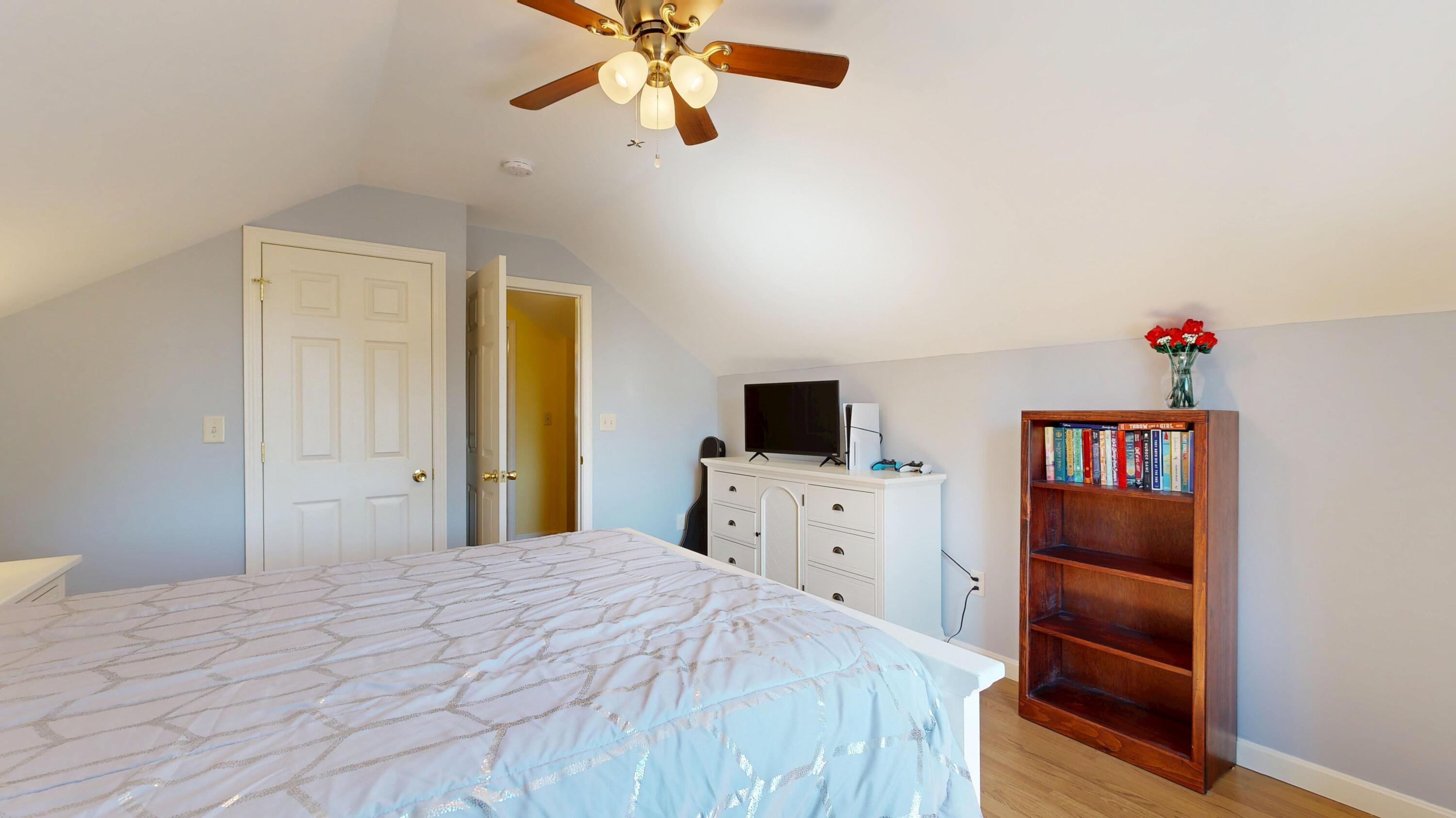 32 Rideout Avenue Lewiston, ME 04240 - Photo 38 of 55 Bedroom