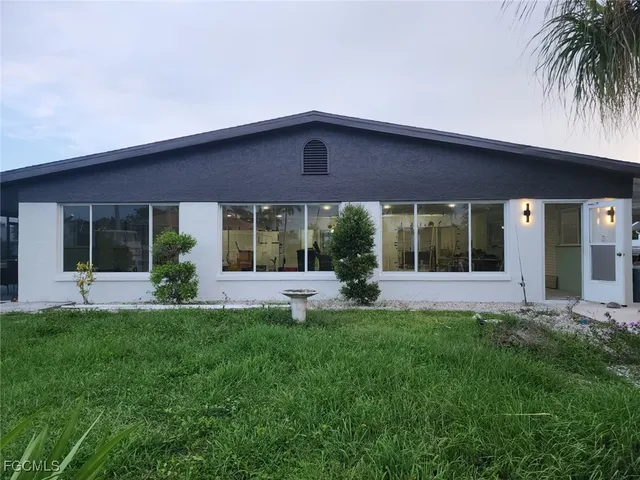 $630,000 | 106 Sinclair Street Southeast, Port Charlotte, FL 33952