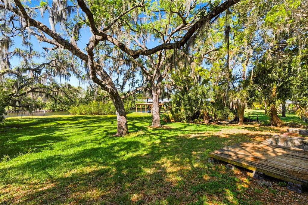 5651 Monroe Street New Port Richey, FL 34653 - Photo 44 of 61 Gallery Image 44