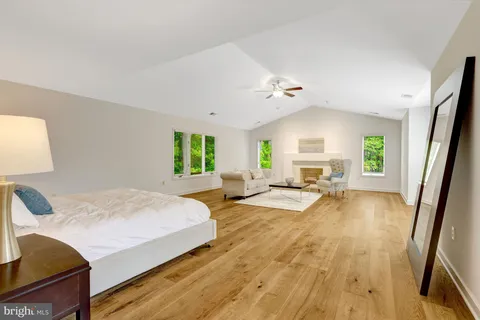 $1,995,000 | 904 Falls Bridge Lane, Great Falls, VA 22066