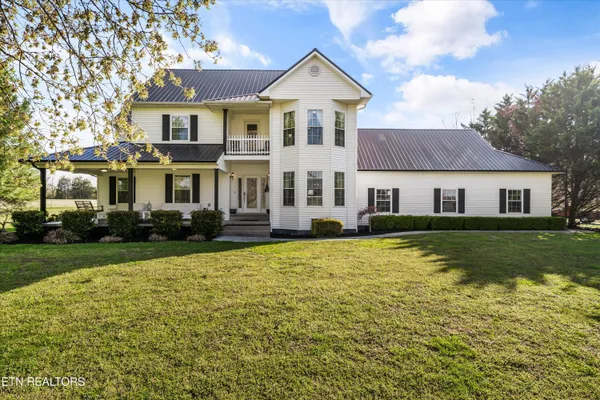 $750,000 | 2940 Beecarter Road, Dandridge, TN 37725
