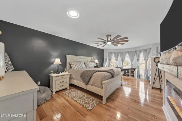 $750,000 | 2940 Beecarter Road, Dandridge, TN 37725