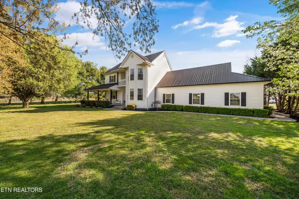 $750,000 | 2940 Beecarter Road, Dandridge, TN 37725