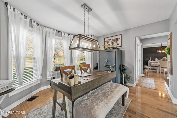 $750,000 | 2940 Beecarter Road, Dandridge, TN 37725