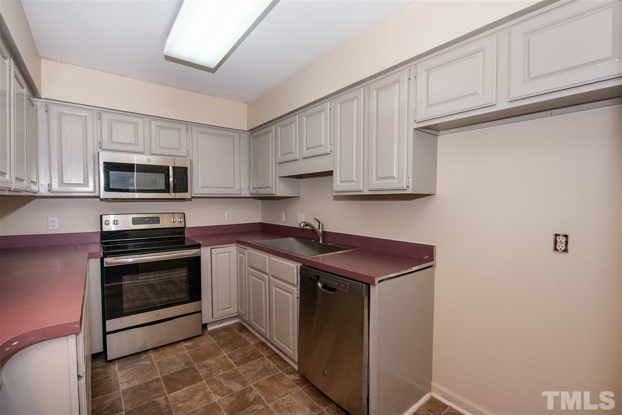 508 Caprice Court Raleigh, NC 27606 - Photo 4 of 16