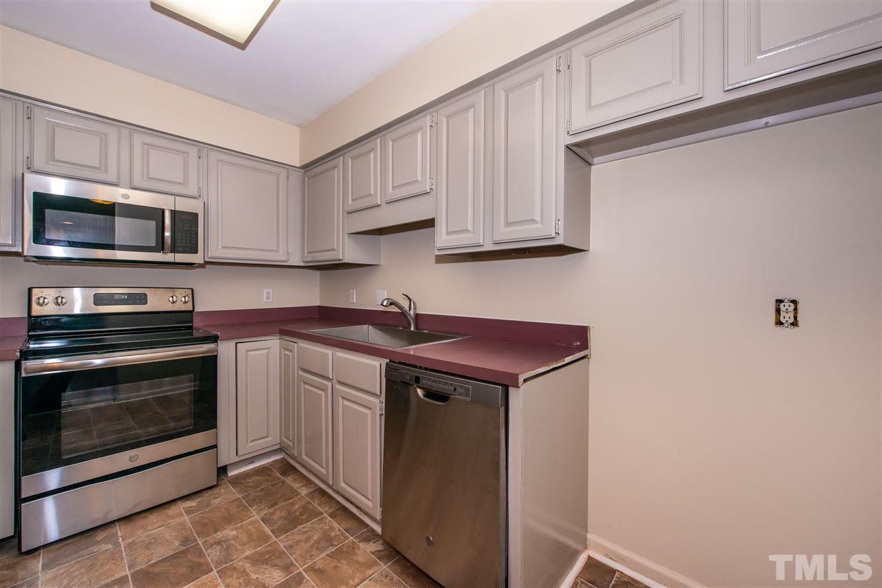 508 Caprice Court Raleigh, NC 27606 - Photo 5 of 16