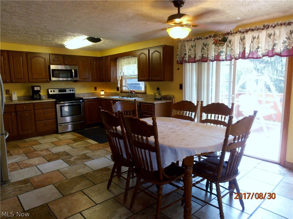 194 Cork Road Follansbee, WV 26037 - Photo 2 of 18 Gallery Image 2