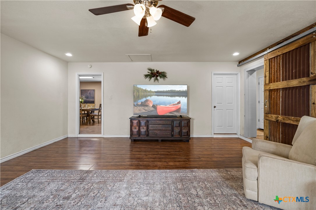3340 Wilson Valley Road Little River-Academy, TX 76554 - Photo 13 of 47 Living room