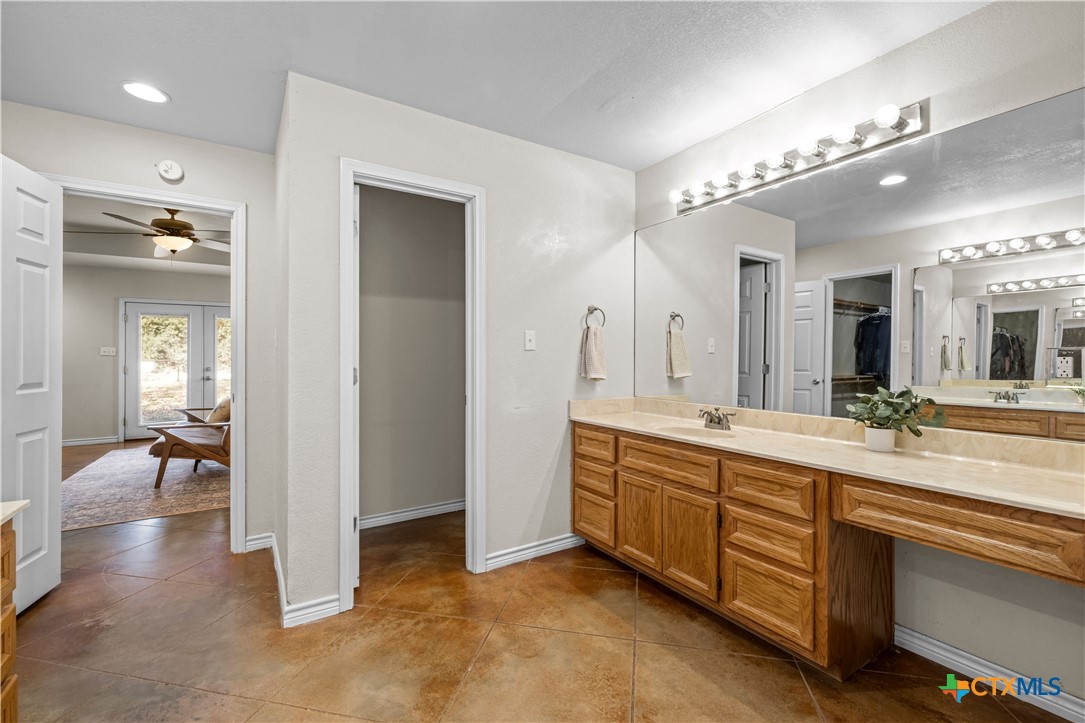 3340 Wilson Valley Road Little River-Academy, TX 76554 - Photo 20 of 47 Primary bathroom