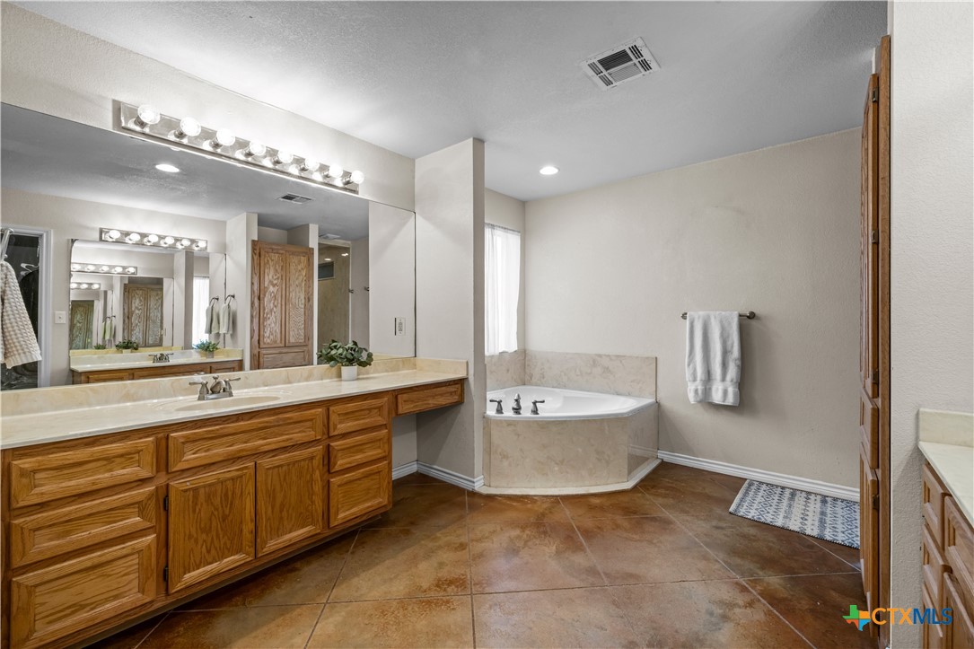3340 Wilson Valley Road Little River-Academy, TX 76554 - Photo 21 of 47 Primary bathroom