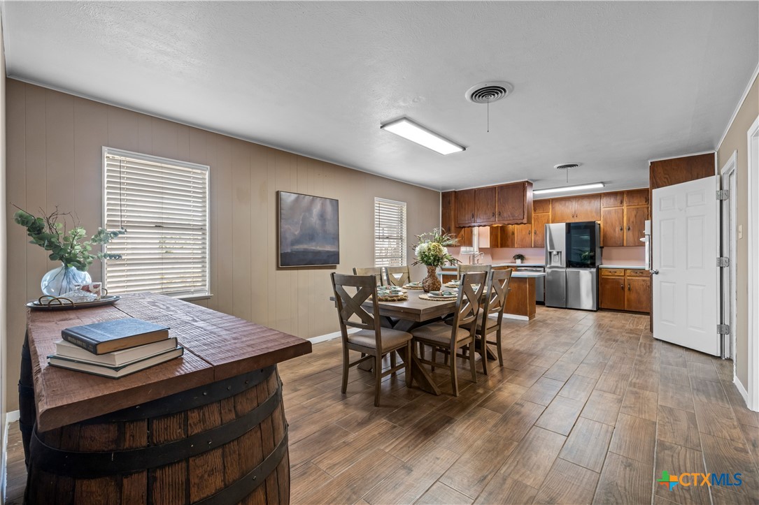 3340 Wilson Valley Road Little River-Academy, TX 76554 - Photo 7 of 47 Dining area