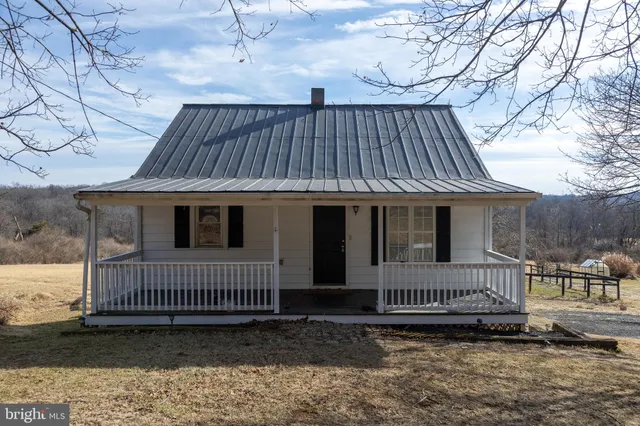 $370,000 | 344 Frog Hollow Road, Winchester, VA 22603