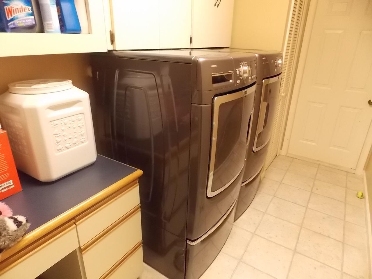 2426 Northwest 40th Circle Boca Raton, FL 33431 - Photo 25 of 31 Millpond - laundry room