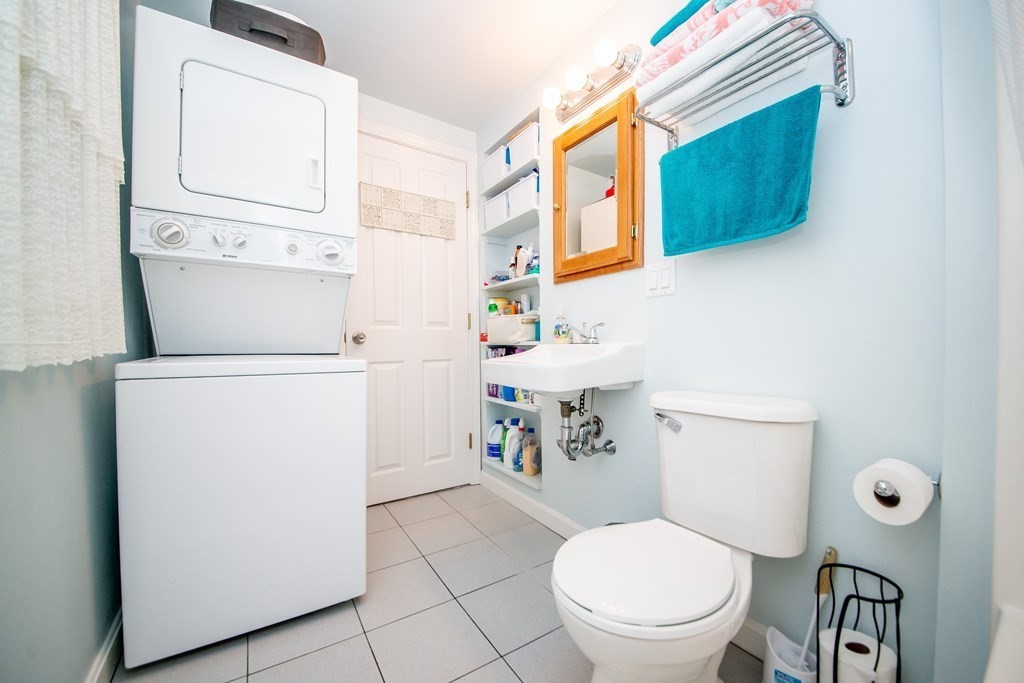 47 R Pleasant Street Wareham, MA 02571 - Photo 16 of 29