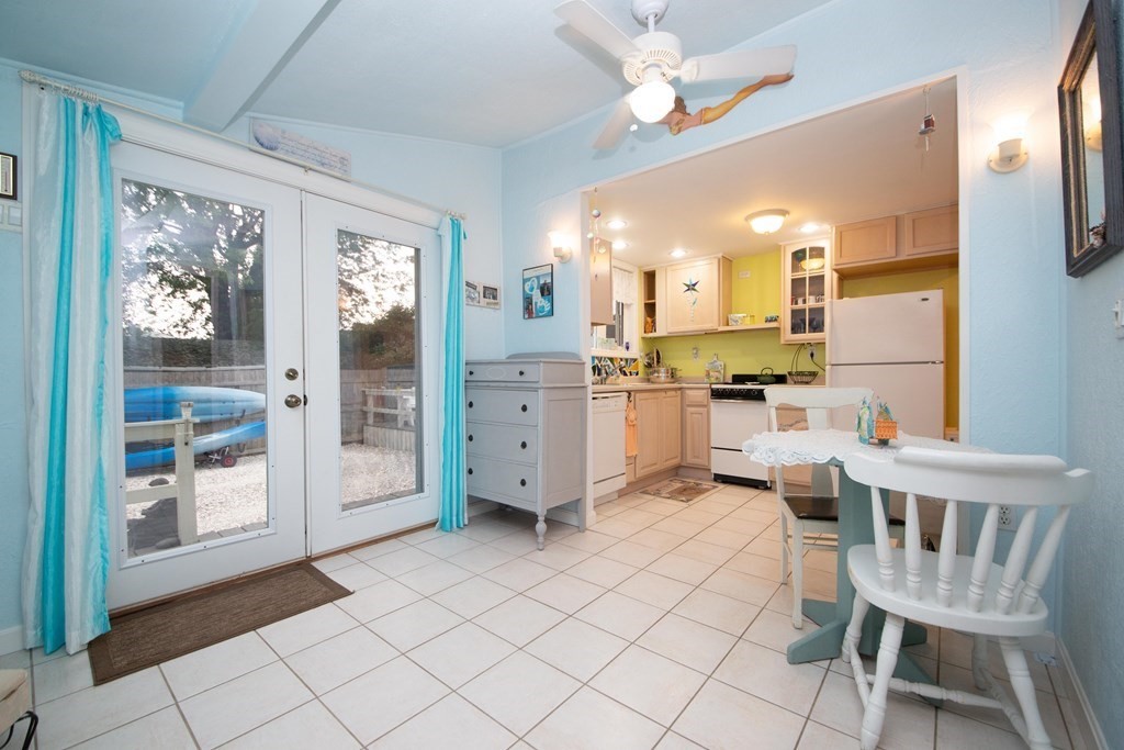 47 R Pleasant Street Wareham, MA 02571 - Photo 9 of 29