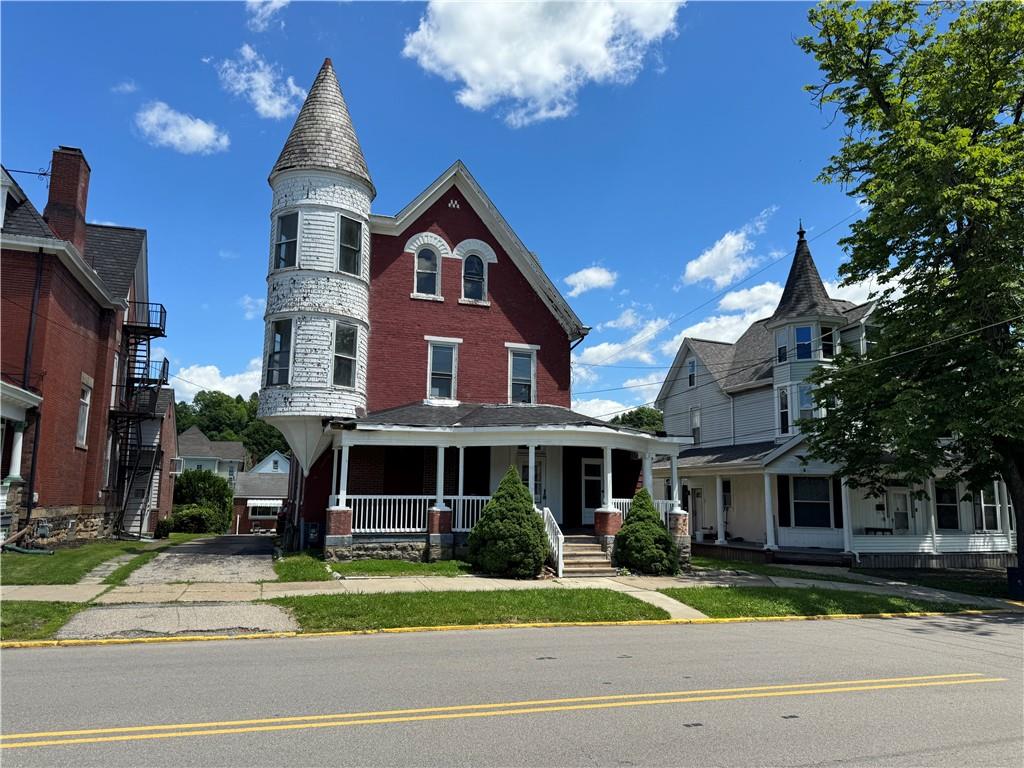 516 3rd Street California, PA 15419 - Photo 1 of 37 Front