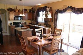 3439 Talbert Circle Rochester, MI 48307 - Photo 6 of 12 Copy of kitchen